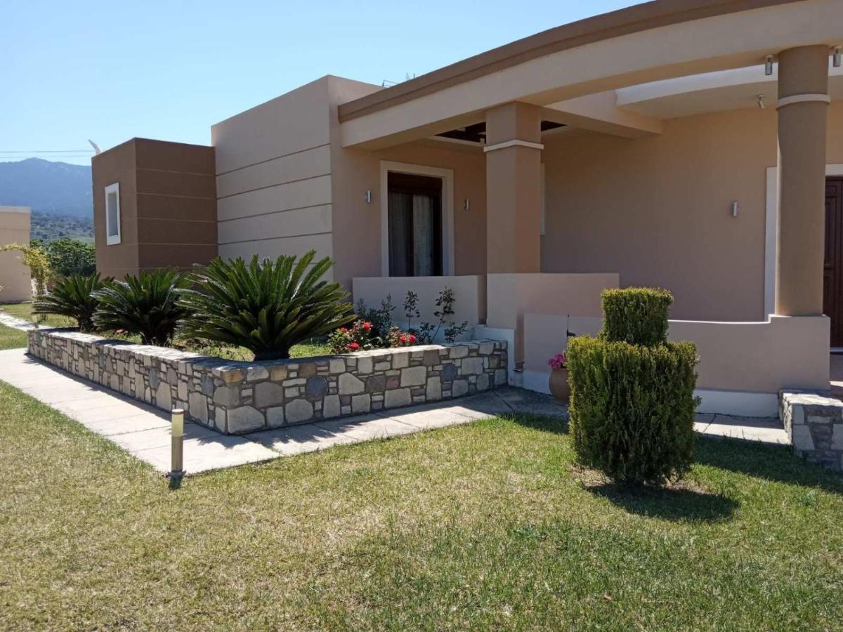 Kos Villa - Family Comfort With Large Garden, Jacuzzi Extérieur photo