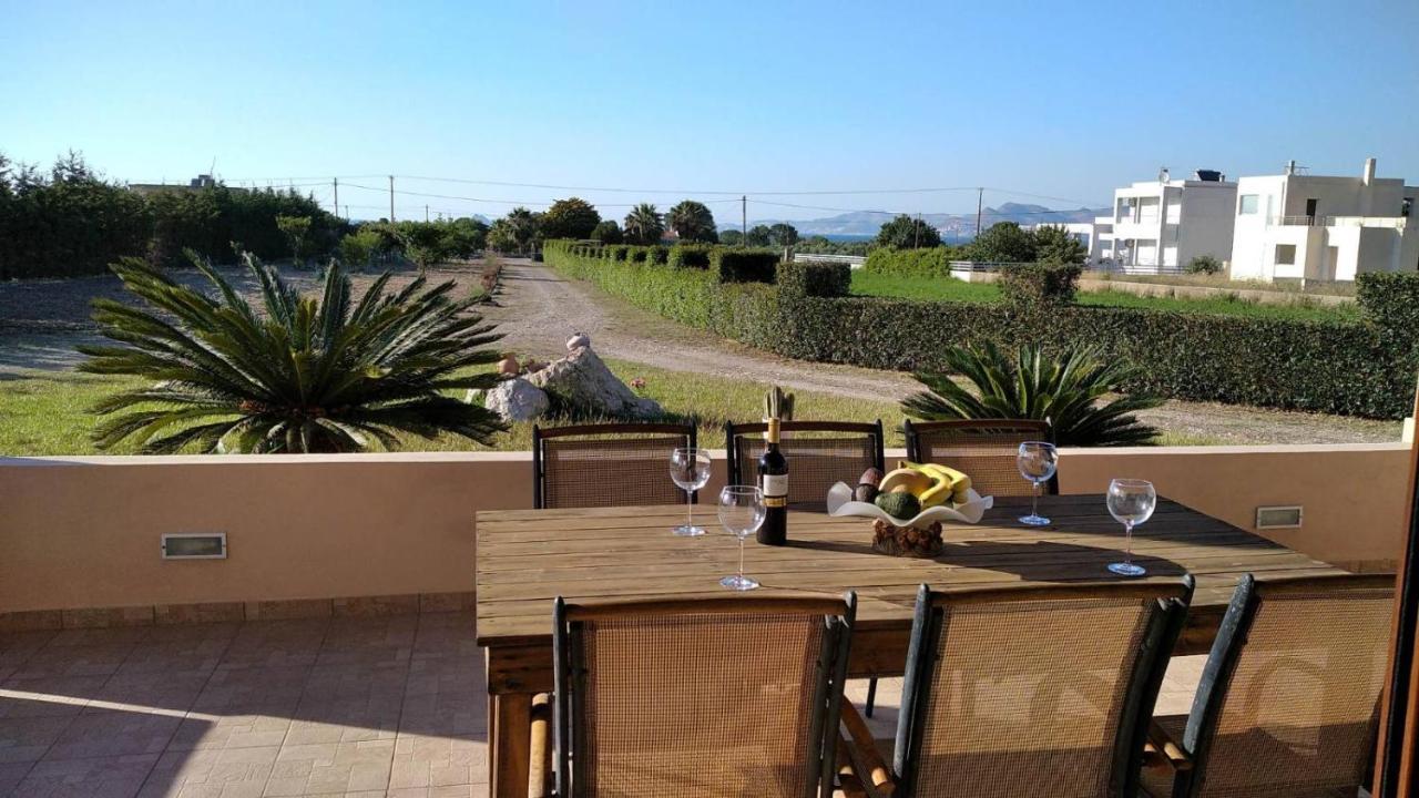 Kos Villa - Family Comfort With Large Garden, Jacuzzi Extérieur photo